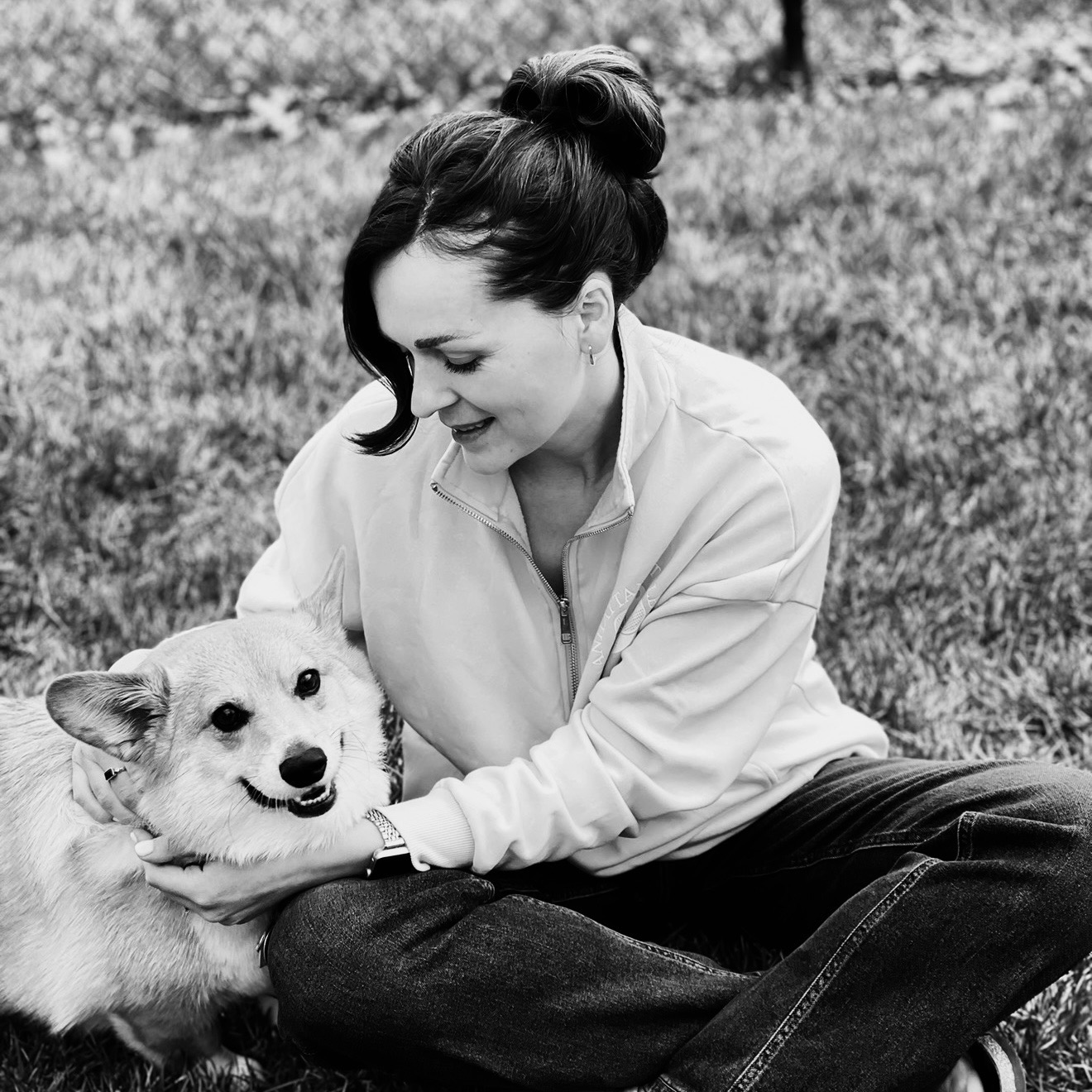 Yevheniia Eckel with a dog